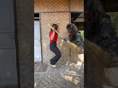 Grandong kagetin cewek cantik lagi nyapu