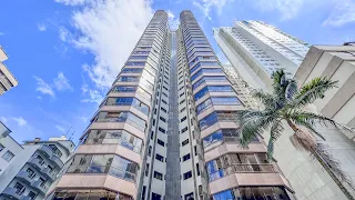 Apartamento gigante com vista excepcional no edifício Champagne, em Balneário Camboriú. #apartamento