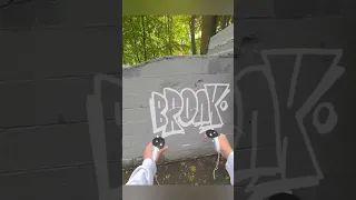 How to do real with a headset Use the app on 3 to on walls