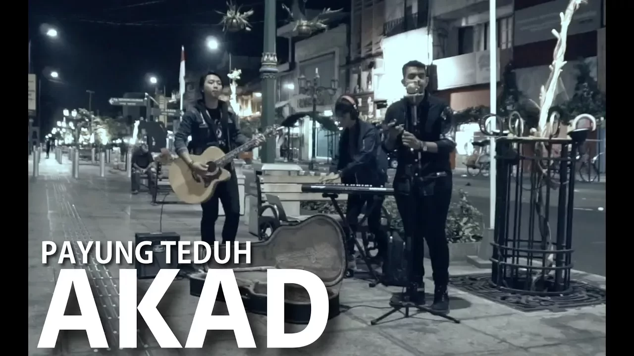 Payung Teduh - Akad (cover) versi Pengamen Jogja !