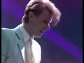 David Bowie - Heroes (Live Aid, 1985)