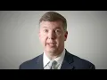 Dr Dan Mullen is an orthopedic surgeon who specializes in hip and knee replacement in Gilbert AZ