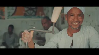 بلادنا دي السر فيها شغل يتعجبله كون أغنية جديدة لـ مبادرة حياة كريمة 