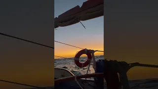 The sunset on an endless horizon. Offshore Sailing ⛵️