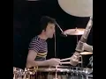 Download Lagu Freddie Mercury playing drums and Roger Taylor playing guitar