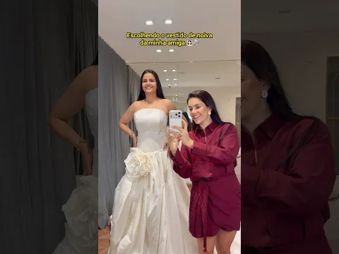 Tu acha que ela vai escolher estilo princesa ou sereia? 👇🏼👀