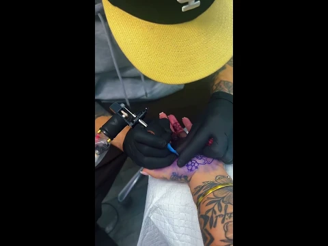 Hanya mask palm tattoo ✋