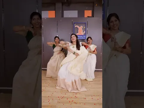 Grooving to Ala Bolelo 💃🕺| Trending Dance With Our Crazy Dance Family! | Gayathri From Aminjikarai