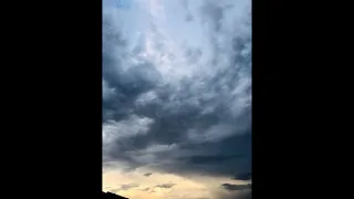 أنا لما يغيب مبغيبش اونطه أنا شغلنتى شغلانة مزاج دندنها