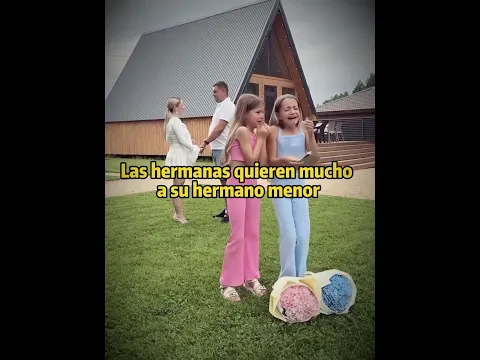 Las hermanas aman mucho a sus hermanos menores.#shorts