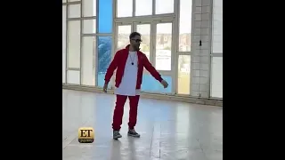 من كواليس أغنية الحركة دي لأحمد حلمي دندنها