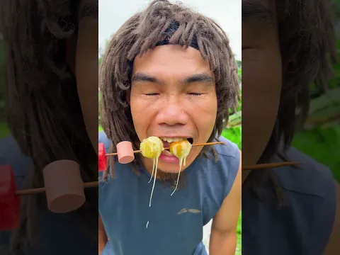 thử thách không cười với những trò đùa từ xúc xích siêu ngon khi ớt cay là từ khóa MỚI CƯỜI NHIỀU
