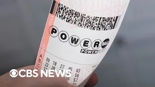 Powerball jackpot reaches 700M ahead of Wednesday night drawing