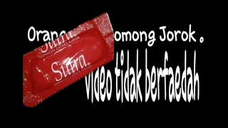 Download CurhatanOrangGila😂😂Orang gila ngomong jorok Paslagi Adzan😫😫😫.||VideoTidakBervaedah... MP3