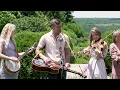 Download Lagu Summer Wind - The Petersens (LIVE)