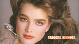 Brooke Shields Bikini Lingerie Bra Panties Sheer Lace Robe Nightwear