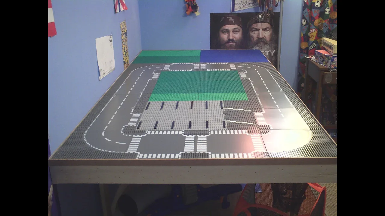 Making Tables For a Large LEGO City!!!