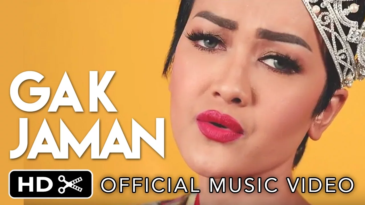 Julia Perez - Gak Jaman (Official Music Video) Julia Perez - Gak Jaman (Official Music Video)