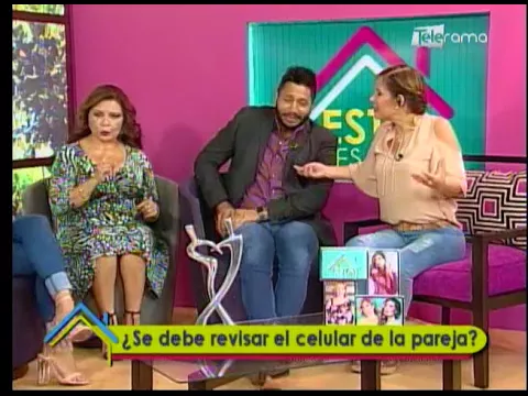 ¿Se debe revisar el celular de la pareja?