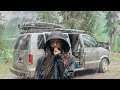 Download Lagu im alone, my van broke down, and it’s raining