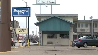 One dead in stabbing at Terre Haute motel