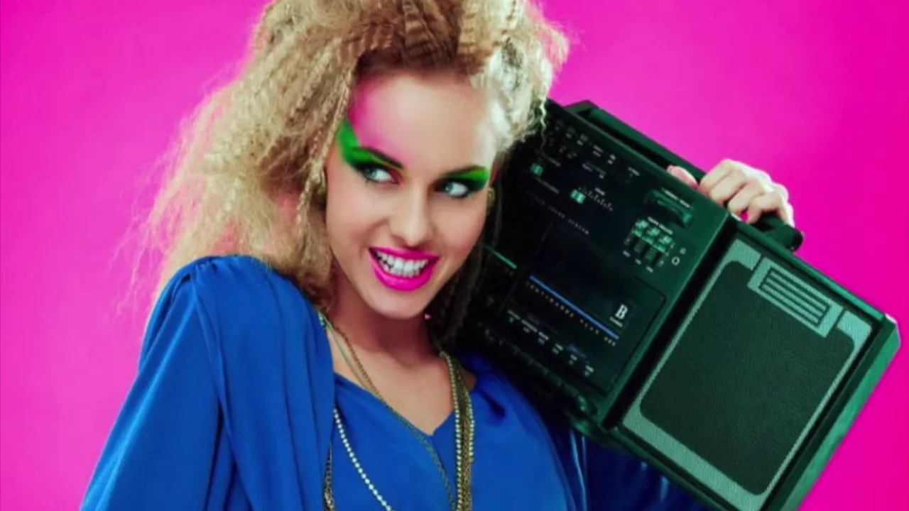 Девушка с магнитофоном. Disco 70s. Ремиксы 90 2000 в современной обработке зарубежные. Дискотека 90. Ремиксы 90.