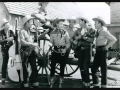 Download Lagu Roy Rogers \u0026 Sons Of The Pioneers - Tumbling Tumbleweeds
