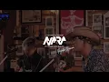 Pejalan Gumine (Live Acoustic Session) - Avara feat I Made Bawa