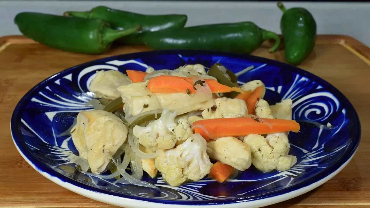 Pechugas de Pollo en Escabeche