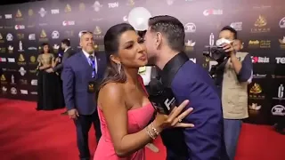 روجينا تحتضن أحمد زاهر علي الـ Red Carpet أمام زوجته ياعمري 