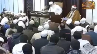 الشيخ عبدالله كامل      وخشعت الاصوات للرحمن دندنها