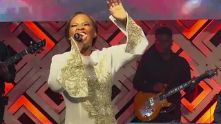 ncebakazi msomi ngcwele