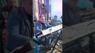 الموسيقار محمد انور   ابوانور و احساس عالي في الكدابين    دندنها