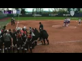 Highlight: Dad one-hand catches Oregon State's Alysha Everett's home run with baby in arm