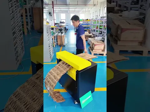Beenden Sie Kartonverkäufe zu Tiefstpreisen an Recycler. Verwenden Sie überschüssige Kartonbestände mit dem Kartonzerkleinerer-Expander als funktionelle Polsterung.