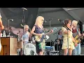 Silver Lining (Rilo Kiley cover) - Jenny Lewis & Hayley Williams (Newport Folk Festival 2026)(4KHDR)