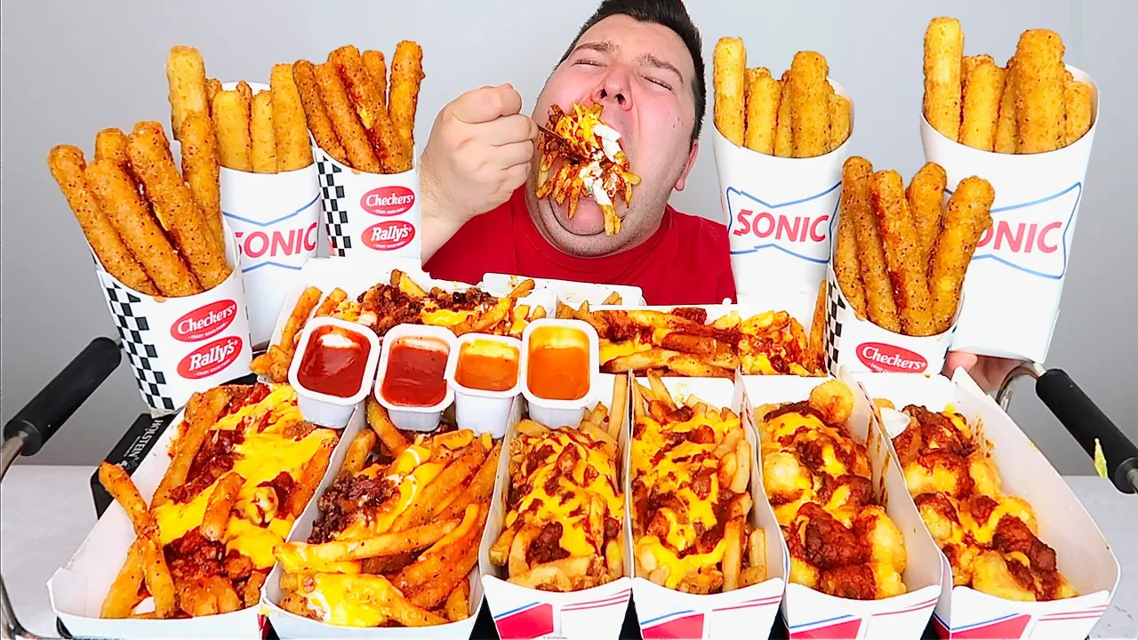 Extra Cheesy Chili Cheese Fries, Loaded Mega Bacon Fries, & Cheesy Deep Fried Mozzarella • MUKBANG