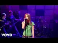 Download Lagu Avril Lavigne - Sk8er Boi (Live on Top Of The Pops 1/10/2003)