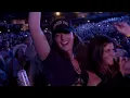 Lainey Wilson – Hang Tight Honey (Live From CMA Fest 2024)