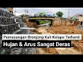 Download Lagu NGERI‼️arus kali kelapa wadas sangat deras \u0026 kuat, pemasangan bronjong terhenti sampai hujan reda