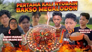 PERTAMA KALI NYOBAIN BAKSO MEGALODON #wakmi #videolucu #bakso #komedi #lucu #funny 
