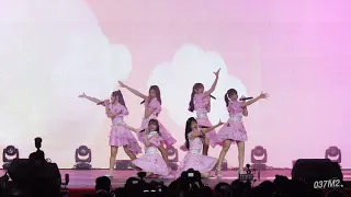 Download BNK48 - Kimi no Koto ga Suki Dakara @ BNK48 4th Generation Debut Stage [Overall Stage 4K 60p] 230203 MP3