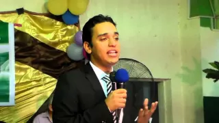 اللهم صل ي أفضل صلاة على أسعد مخلوقاتك المنشد أحمد عادل 