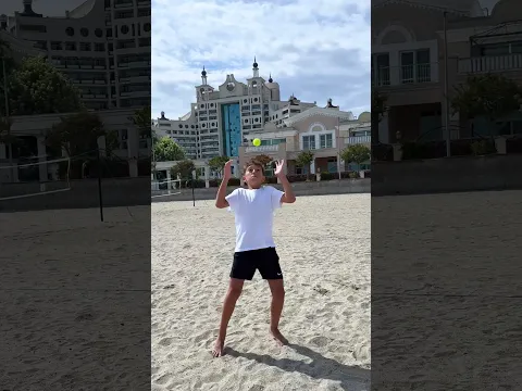 Mini tennis 🎾🤏 KICK UPS 😱🔥 CHALLENGE