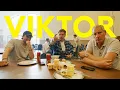 Download Lagu Ons vader schildert naakt, Marie is boos en de allereerste winactie | VIKTOR #05