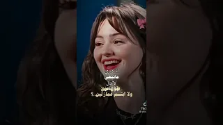ماله اشباه على مر الزمن طول عنق ولا ابتسم غمازتين 