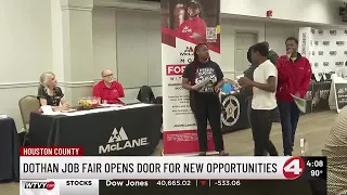 Dothan Career Center celebrates attendance at annual job fair