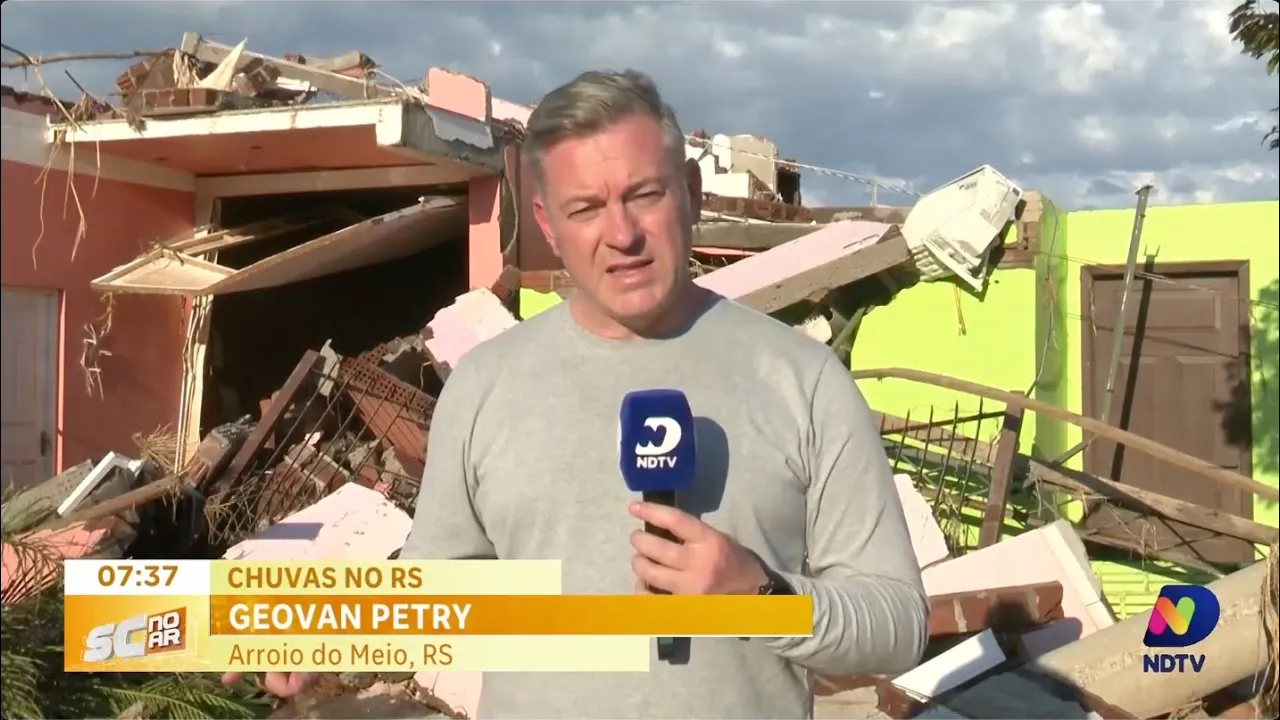 Arroio do Meio recebe ajuda de Chapecó para limpeza do município