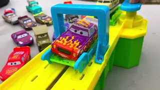 Disney Cars Toys Lightning McQueen Color Changer