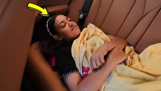 غزل تنام في عربية جارهم شوف حصل اية 